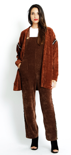 Ladies fashion coats manufacturing, made in Italy fashion coats manufacturing suppliers for B2B women clothing coats distributors, wholesale apparel coats vendors and b2b teenage clothing private label leather coats manufacturing companies, our company create woman coats for wholesalers, ladies padded jackets collection, fashion woman vest, Italian woman party dress, teenage sport suits products, made in Italy knitwear clothing collections, private label sweaters brand, italian hooties manufacturer supply, Italian shirts pants, women shorts, teenager skirts, teens t-shirts and tops for ladies